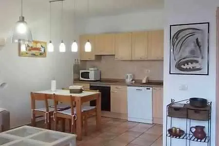 Islote House *